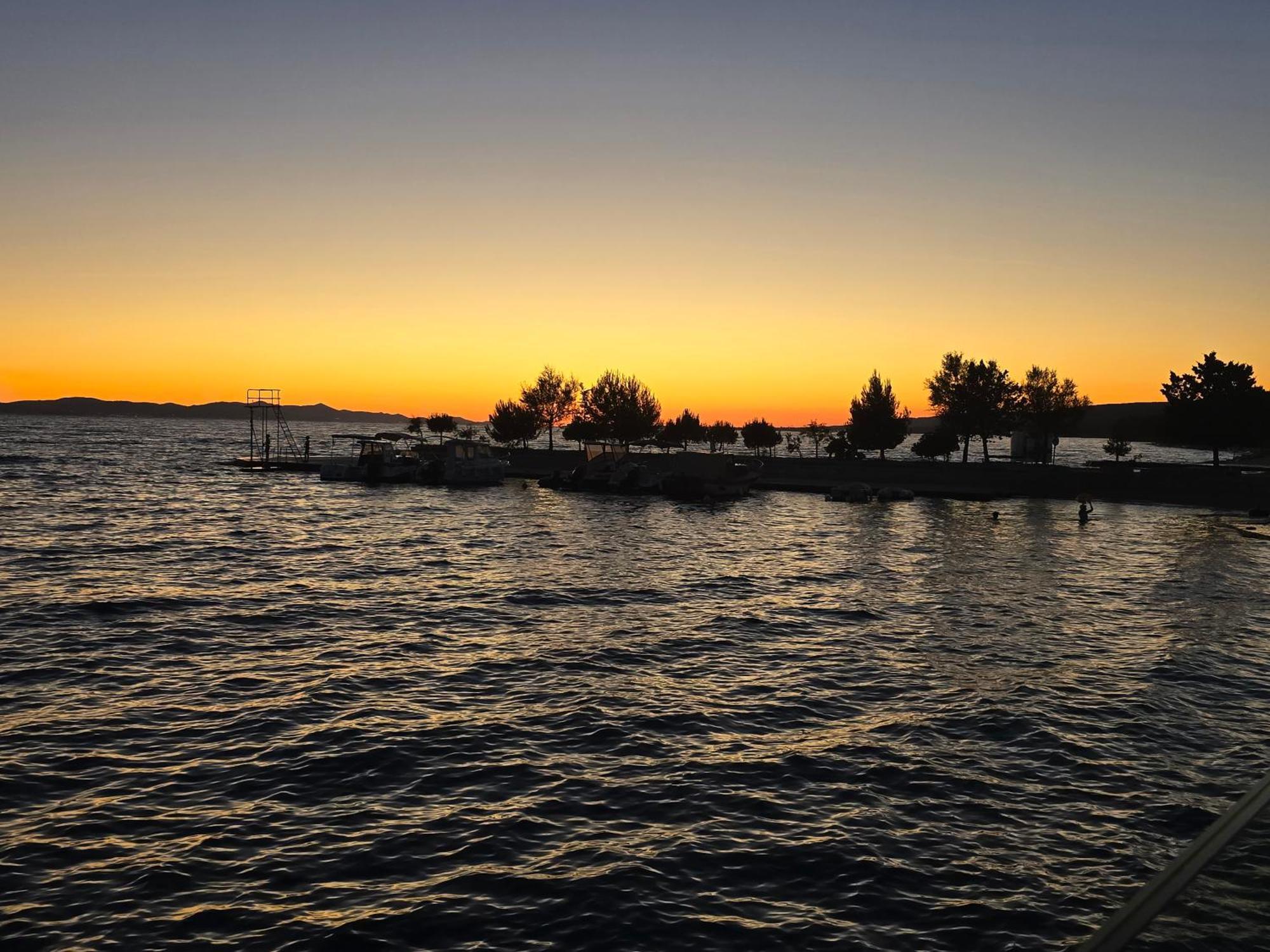 Na Moru With Pool And Sea View Apartma Sveti Petar (Zadar)